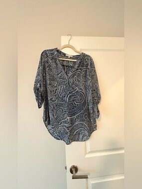 Chaus Navy and White Paisley V-Neck Tunic